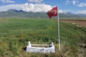 149-yildir-erzurum-ovasinda-nobet-tutan-sehide-vefa-LeSyIXLa.jpg