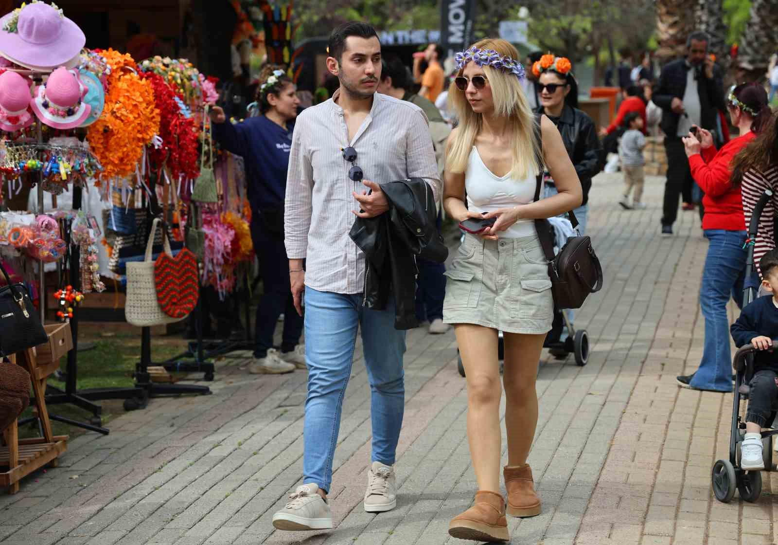 14uncu uluslararasi portakal cicegi karnavali basladi 6 cIylUGgl