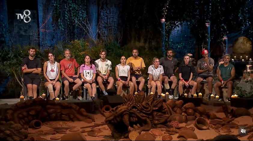 Survivor 2026 kırmızı takım kadrosunda kimler var?