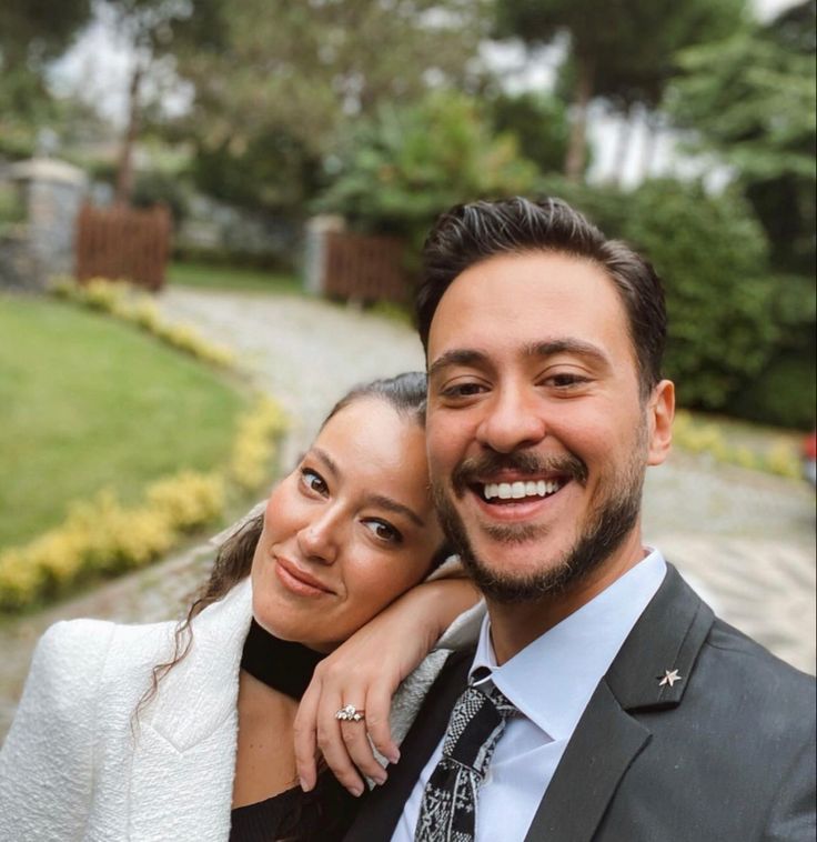  Pelin Akil ve Anıl Altan’dan Porto’da Sürpriz Aile Kareleri”