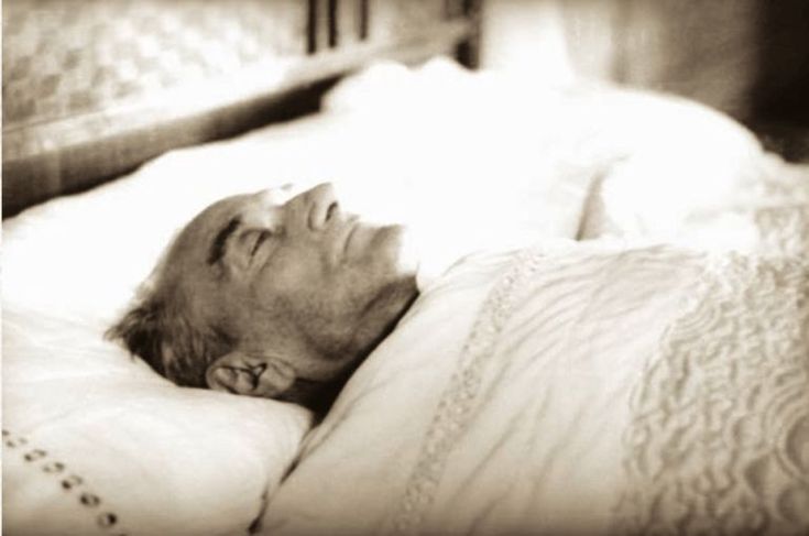 Mustafa Kemal Atatürk’ü, ebediyete uğurladığımız günün yıl dönümünde, derin bir saygı, minnet ve özlemle anıyoruz.