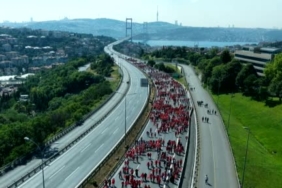 15-temmuz-demokrasi-ve-milli-birlik-gunu-yuruyusu-basladi-WwZPDINW.jpg