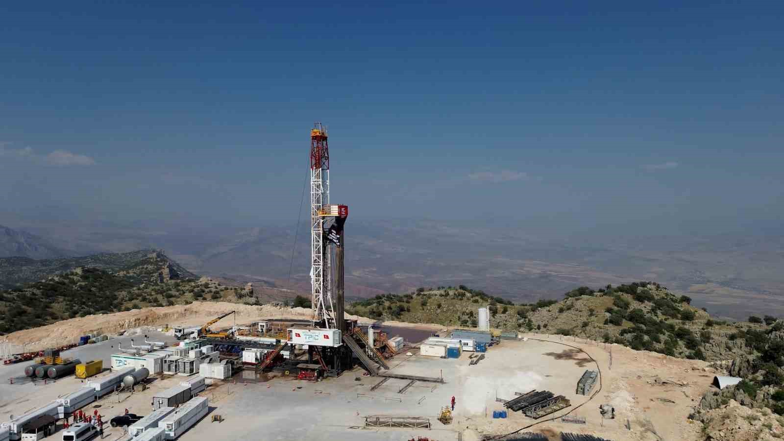 15 temmuz gazileri gabarda petrol uretim tesisini gezdi 2 g1NjsuT8