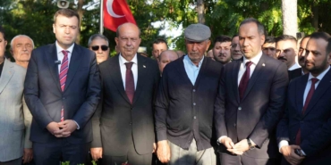 15-temmuz-kahramani-sehit-omer-halisdemir-kabri-basinda-torenle-anildi-wn8pJMKq.jpg