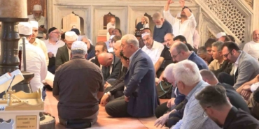15-temmuz-sehidi-ilhan-varank-dualarla-anildi-fpNnSPXL.jpg