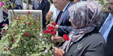 15-temmuz-sehidi-kubra-doganay-kabri-basinda-anildi-zaXg6rKd.jpg