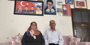 15-temmuz-sehidinin-annesi-benim-kuzum-bir-gitti-bin-tane-kardes-birakti-bana-kCJgSRcn.jpg