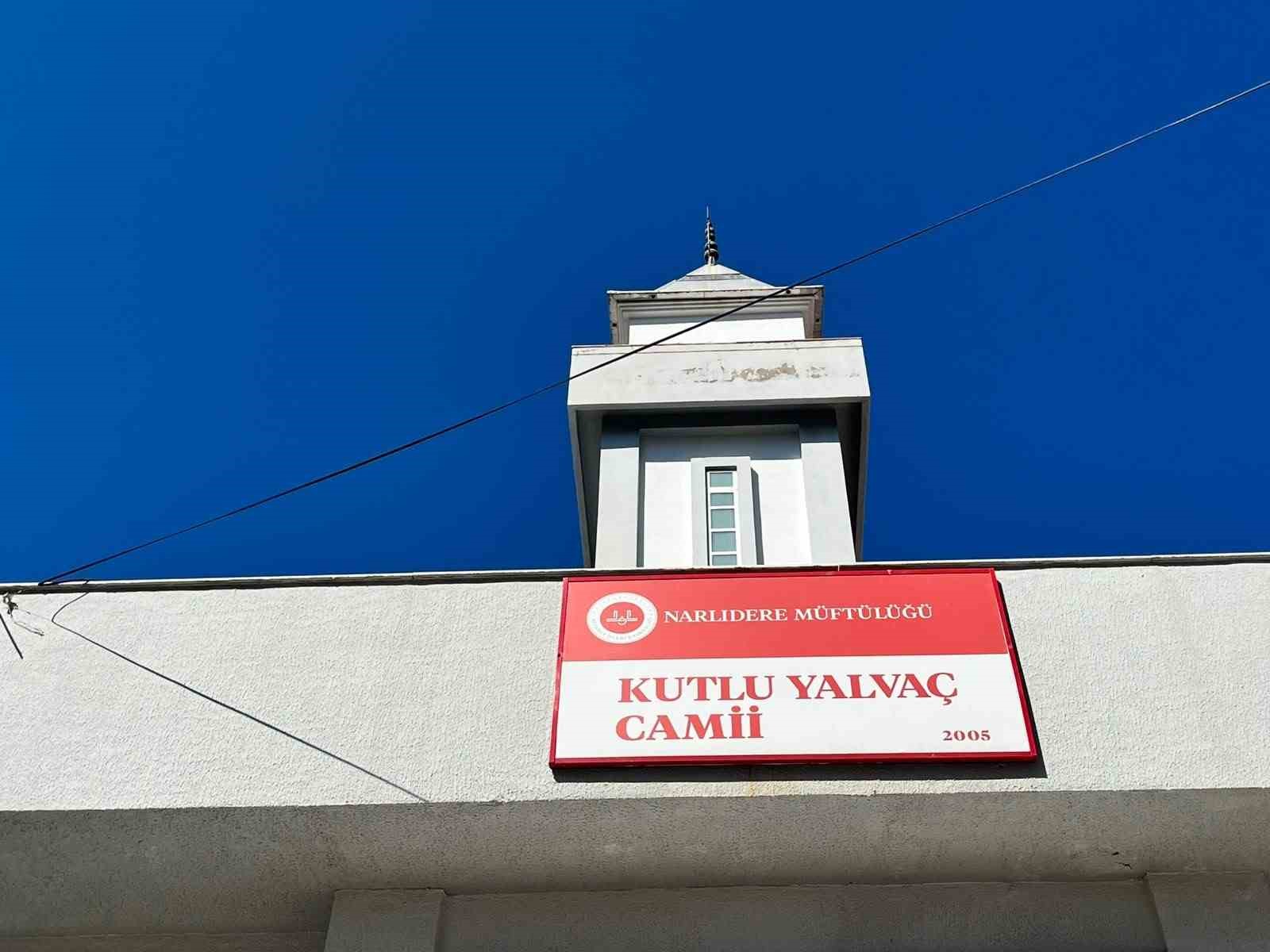 15 temmuzda izmirde saldiriya ugrayan camide ibretlik tevafuk 3 y3SWavGc