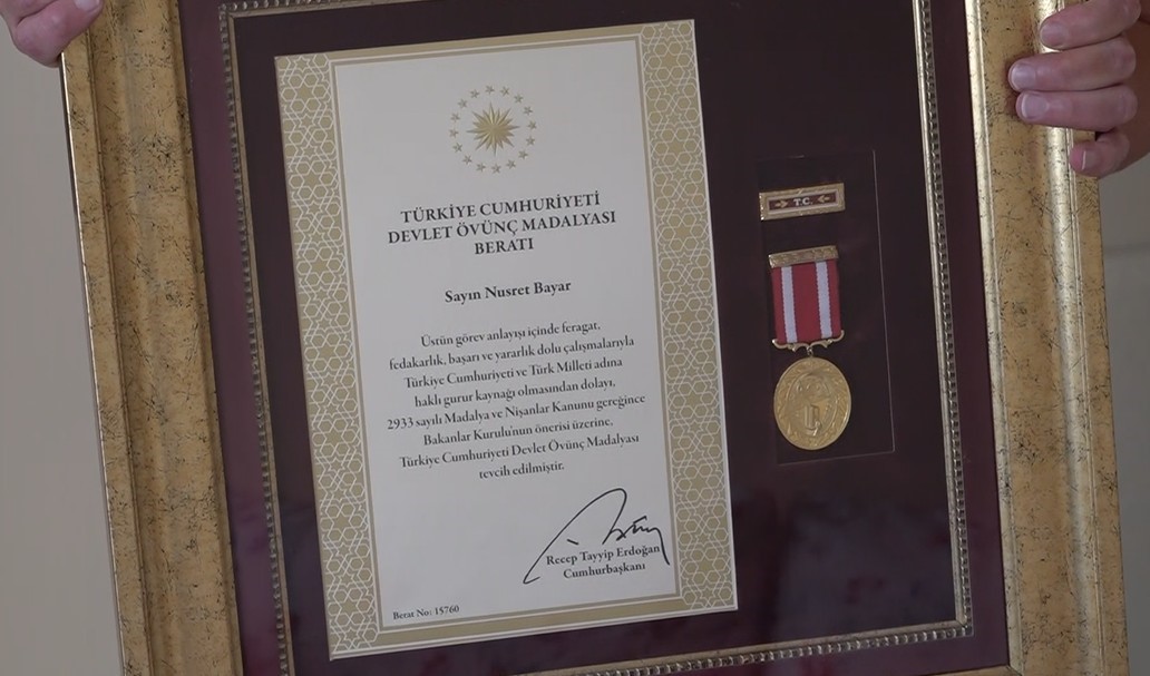15 Temmuz’da kafasına kurşun isabet eden gazi o geceyi anlattı 4 15 temmuzda kafasina kursun isabet eden gazi o geceyi anlatti 0 w1jjAaRl