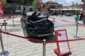 15 Temmuz şehidi Kübra Doğanay, kabri başında anıldı 1 thumbnail