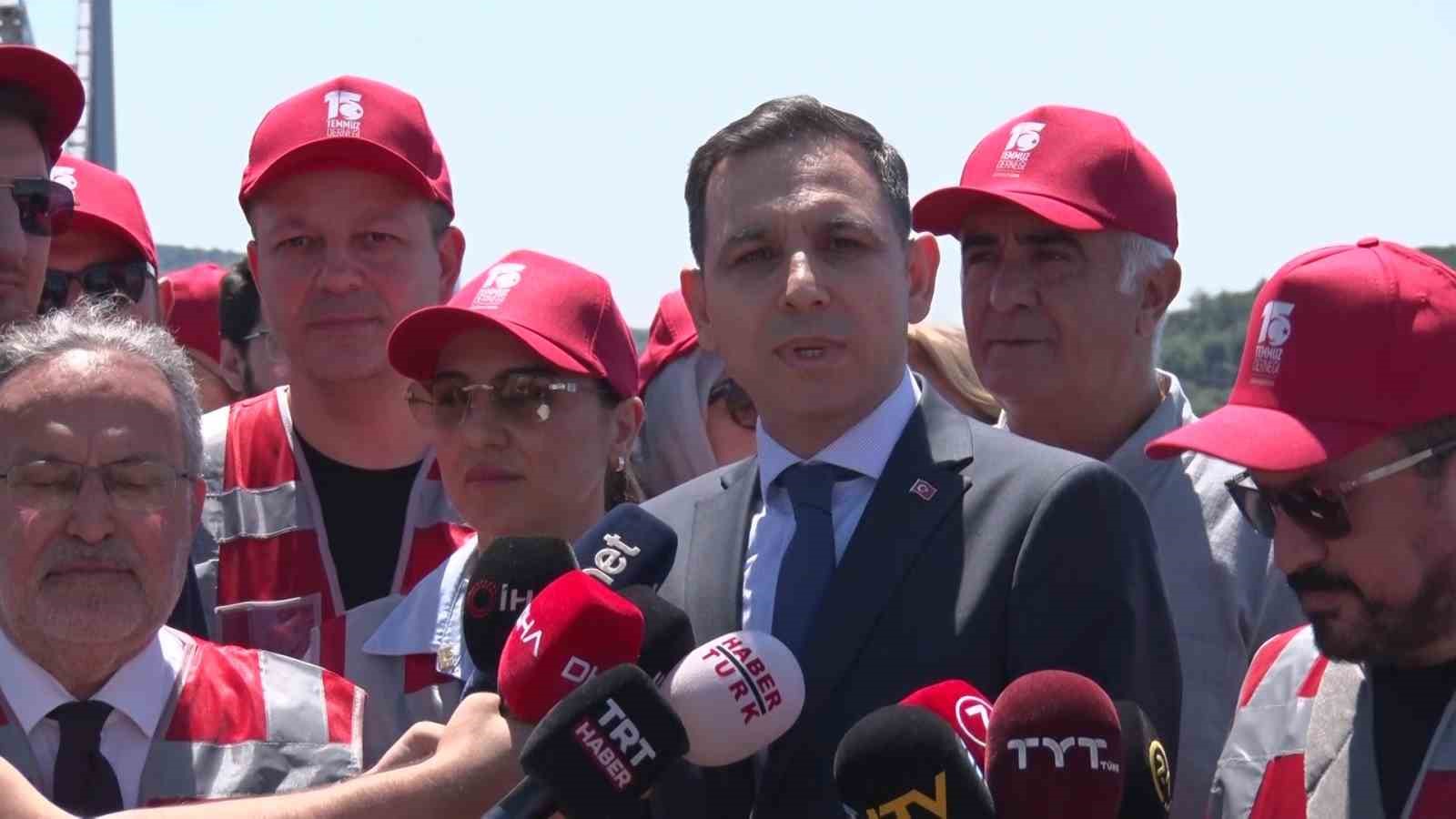15 Temmuz’un 10’uncu yılında 15 Temmuz Şehitler Köprüsü’ne dev Türk bayrağı asıldı 6 15 temmuzun 10uncu yilinda 15 temmuz sehitler koprusune dev turk bayragi asildi 2 6BJSAwl4