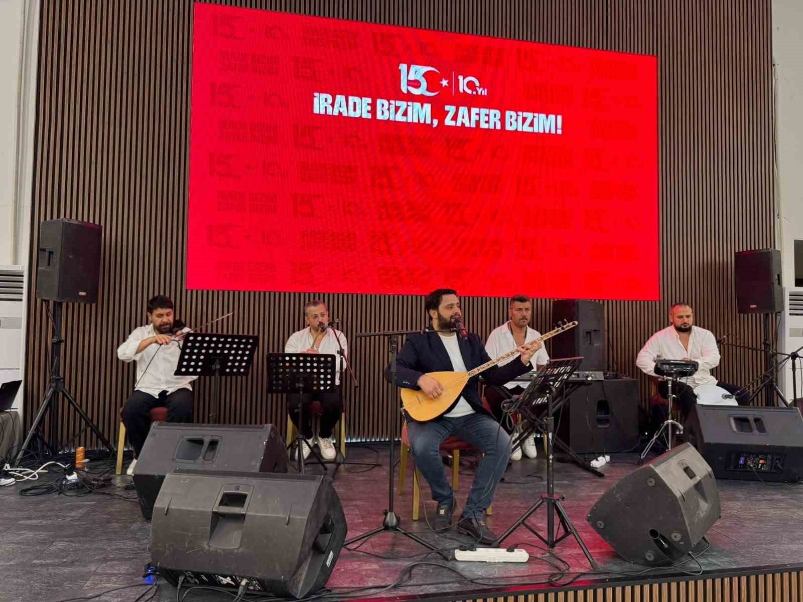 15 temmuzun kahramanlari arnavutkoyde vefa sofrasinda bulustu 0 DjbrE5Fm