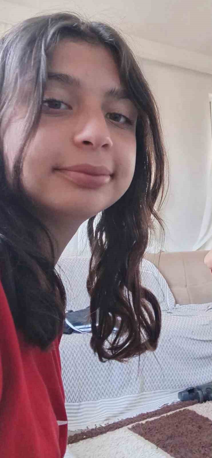 15 yaşındaki Fatma İrem’den haber alınamıyor 4 15 yasindaki fatma iremden haber alinamiyor 0 XWZDsezQ