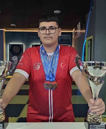 15-yasindaki-milli-dart-sporcusu-atasayardan-onemli-basarilar-TltzZgde.jpg