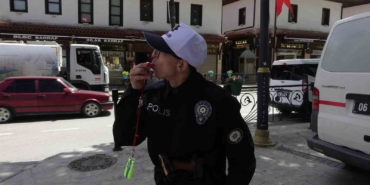 15-yildir-evinde-polis-uniformasiyla-gezen-mertin-polis-olma-hayali-gercek-oldu-9i5ZHeBC.jpg