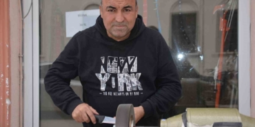 15-yillik-bicakcinin-kurban-mesaisi-YEQlejAI.jpg