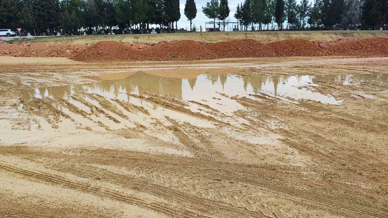 15 yillik cukurova guzel sanatlar lisesi camura teslim 4 dpWS7CuA