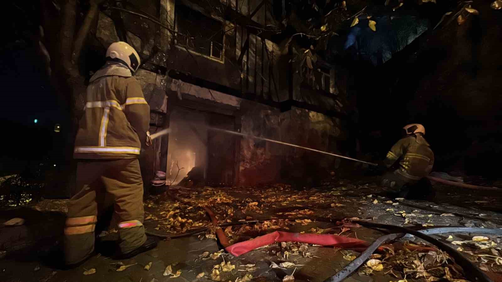 150 yillik tarihi konakta cikan yangin sonduruldu 1 rd5aV7w5