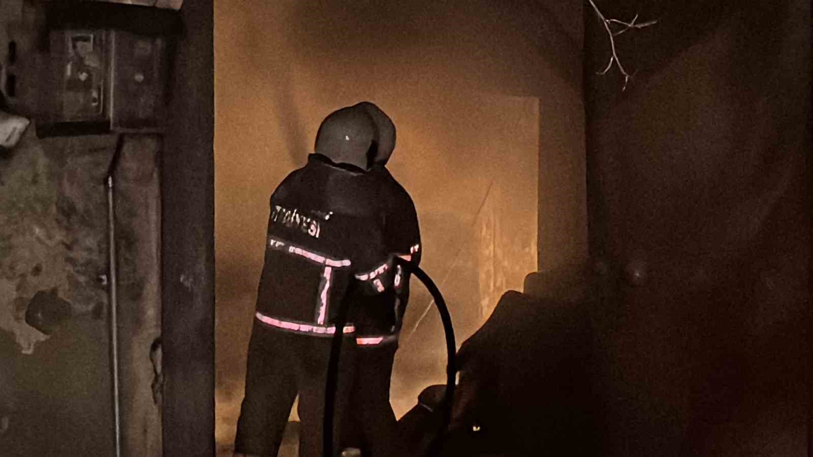 150 yillik tarihi konakta cikan yangin sonduruldu 3 L8W8sq3I