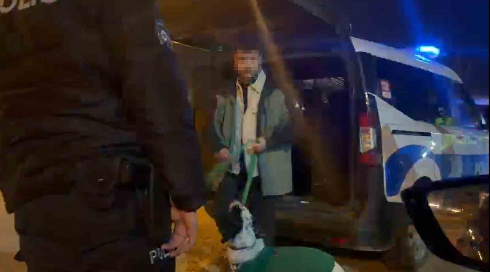 1.55 promil alkollü yakalanan ve 14 bin TL ceza kesilen sürücü, karakola köpeğiyle gitti 4 155 promil alkollu yakalanan ve 14 bin tl ceza kesilen surucu karakola kopegiyle gitti hafuqI2w