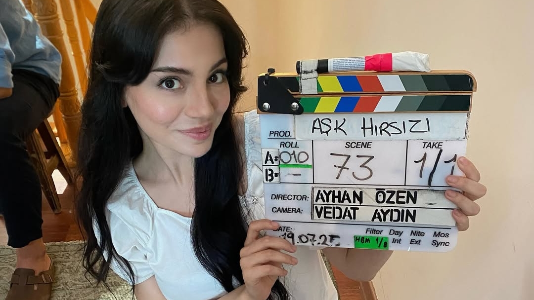Ecem Ustaoğlu Oyunculuğa Nasıl Başladı?