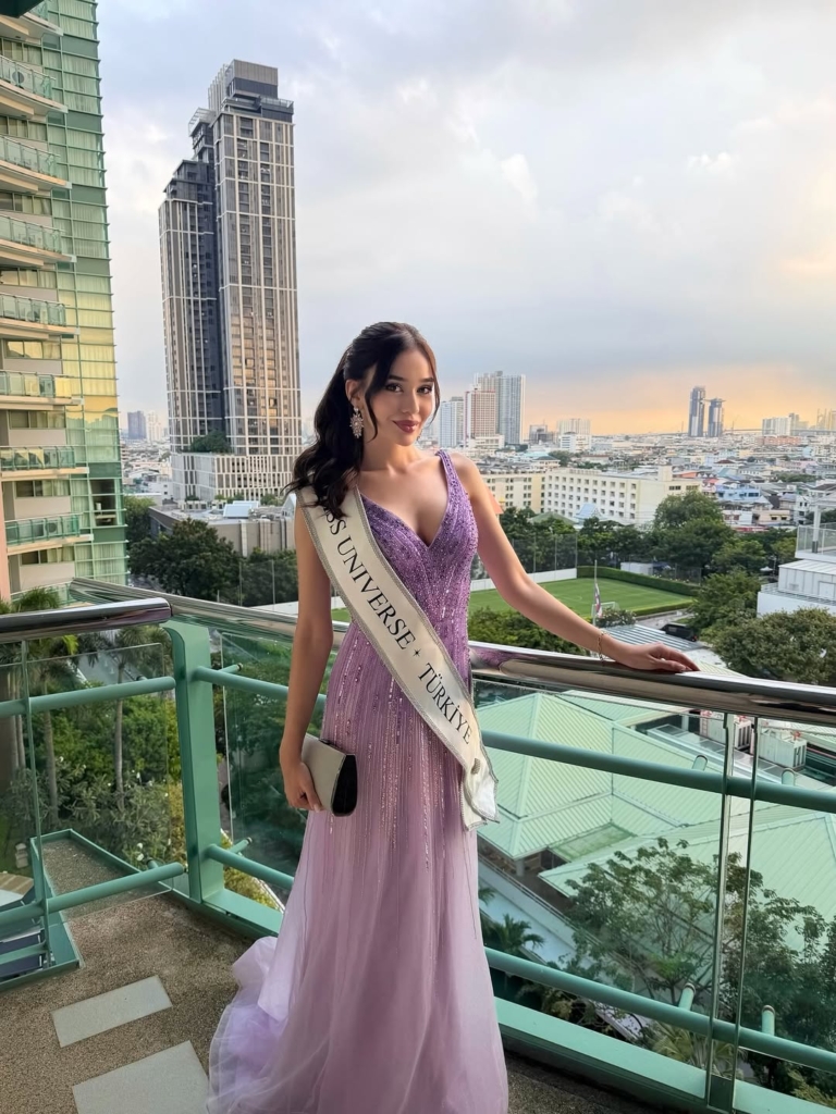 Türkiye’nin gururu Ceren Arslan Miss Universe 2025 yolcusu! 