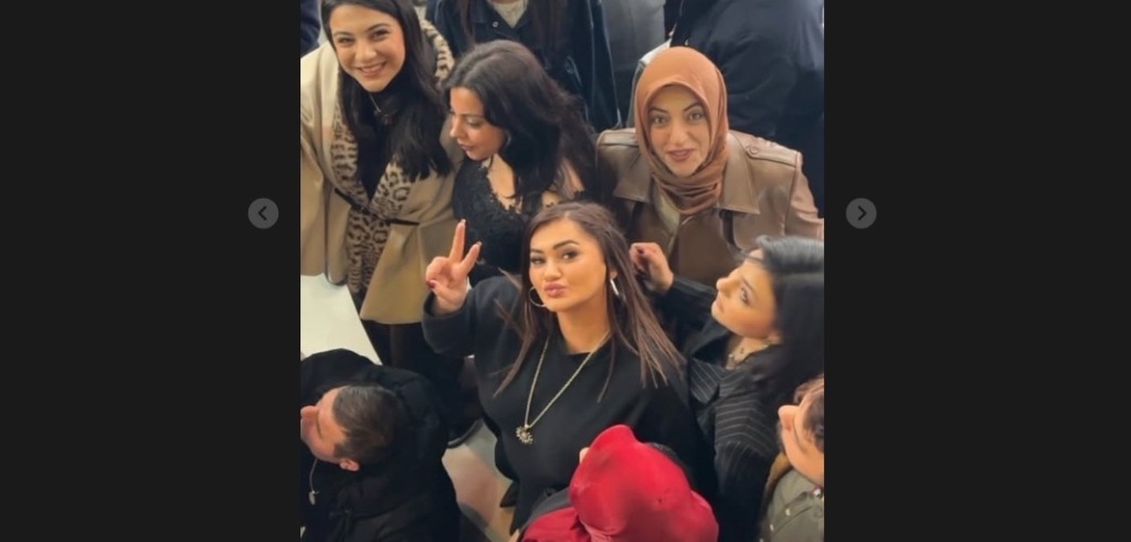 Ayça Ekin Beğen bambaşka biri oldu! Kısmetse Olur’un unutulmaz ismi son haliyle olay yarattı 8 Ayça Ekin Beğen’in değişimi sosyal medyada neden gündem oldu?