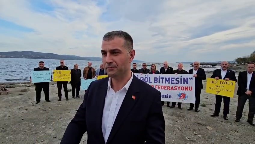 16 ilçenin muhtarları Sapanca Gölü için tek ses oldu: "Sanayinin değil yaşamın kaynağıdır" 7 16 ilcenin muhtarlari sapanca golu icin tek ses oldu sanayinin degil yasamin kaynagidir 3 OAr4i2cM