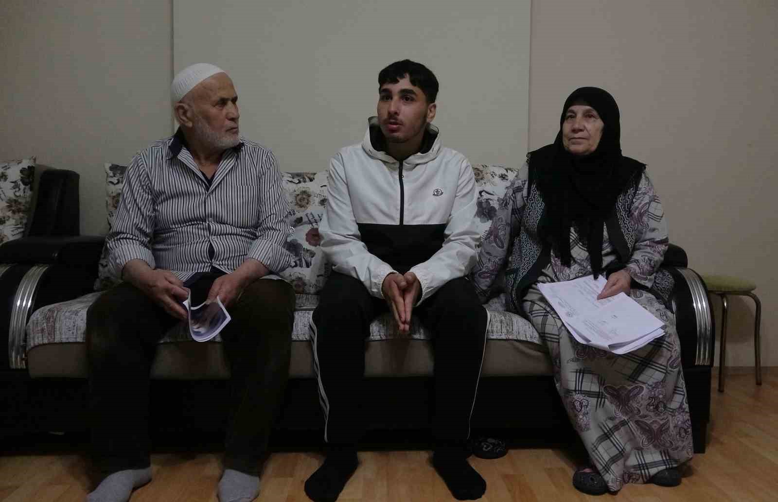 16 yaşındaki çocuk gündüz tartıştığı arkadaşının babası tarafından akşam darp edildi 7 16 yasindaki cocuk gunduz tartistigi arkadasinin babasi tarafindan aksam darp edildi 3 lbE4BhqD