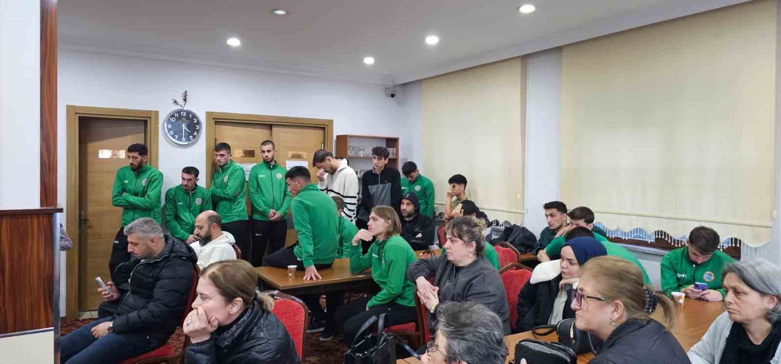 17 kirmizi kartli mactan sonra karar cikti 2 kLyKZwdh