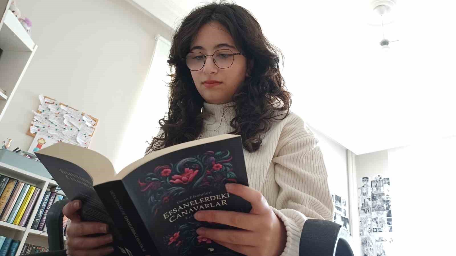 17 yasinda ilk romanini yazdi 0 ee2VfBNk