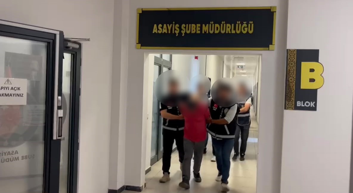 17 yaşındaki gencin öldüğü olayda motosikletin gasbedildiği ortaya çıktı 5 17 yasindaki gencin oldugu olayda motosikletin gasbedildigi ortaya cikti 1