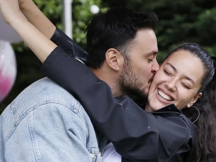 Pelin akil ve Anıl Altan neden gündeme gelmişti?