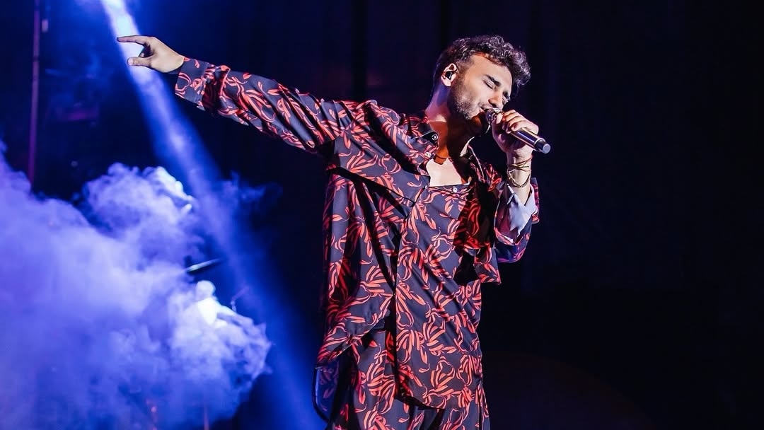 Emre Kaya Müzik Kariyerine Nasıl Başladı?