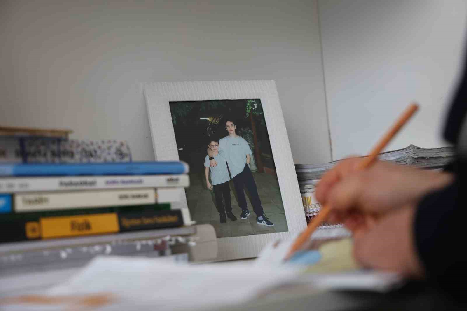 18 gunlukken uzuvlarini kaybeden genc azmiyle ornek oluyor 7 bKSCaqGV