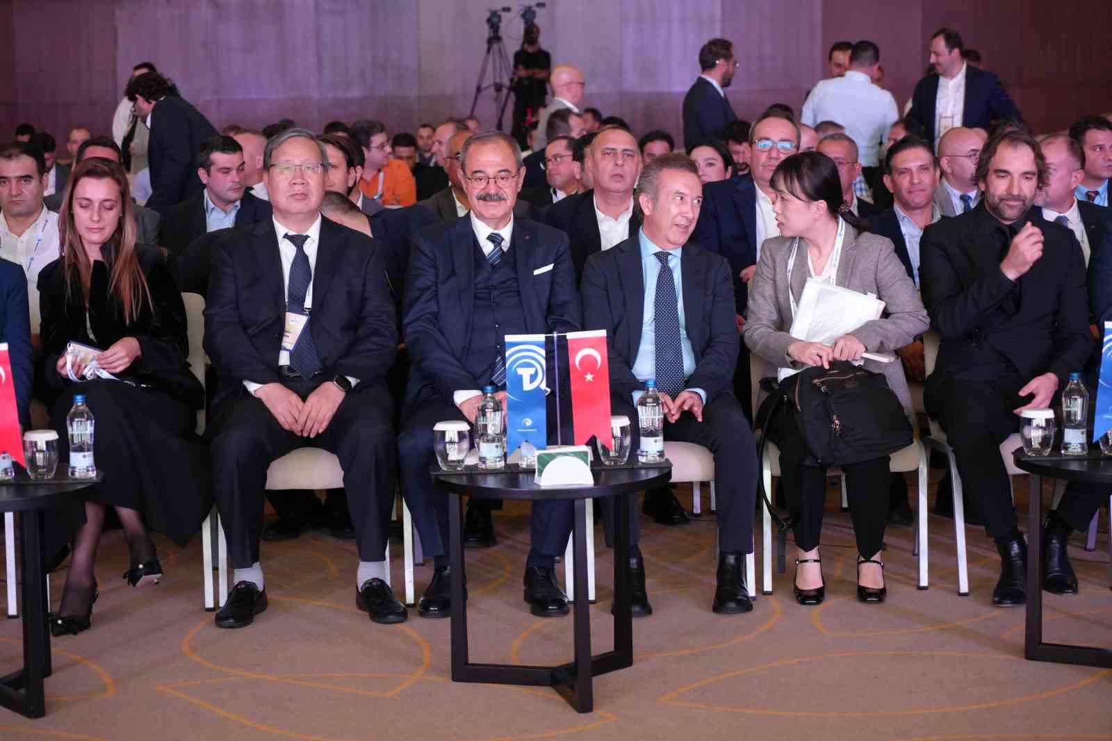 18 turkcimento uluslararasi teknik seminer ve sergisi antalyada basladi 2 d6hgSMmu