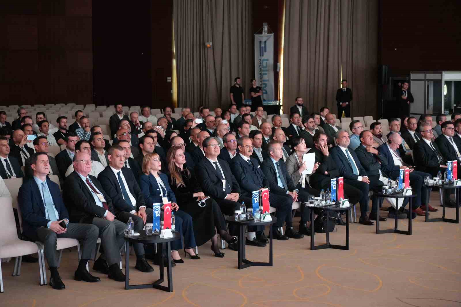 18 turkcimento uluslararasi teknik seminer ve sergisi antalyada basladi 3 AH3ijMfX