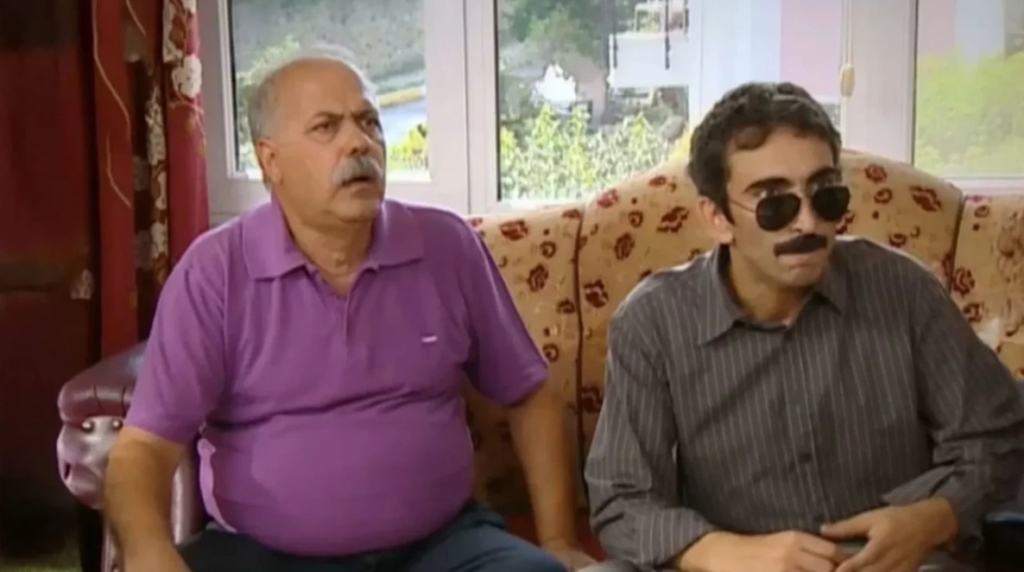 Ali Tutal Kimdir Ve Oyunculuk Kariyerine Nasıl Başladı?