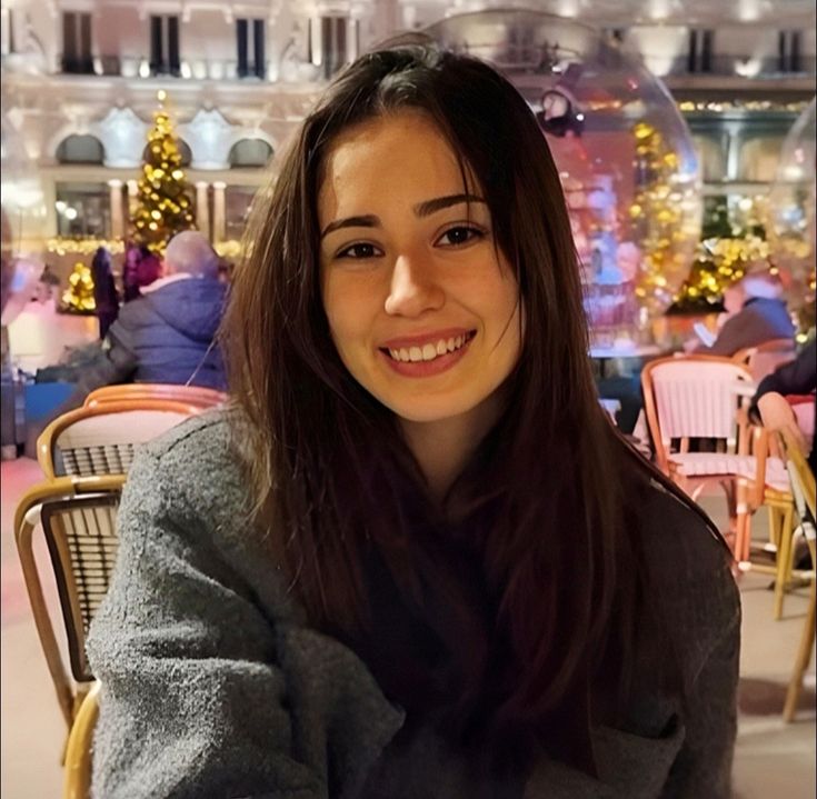 Duru nayman kimdir ve kaç yaşında?