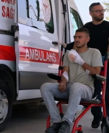 19-yasindaki-genc-elektrikli-testereyle-calisirken-parmaklari-kesildi-p8yHqRFB.jpg