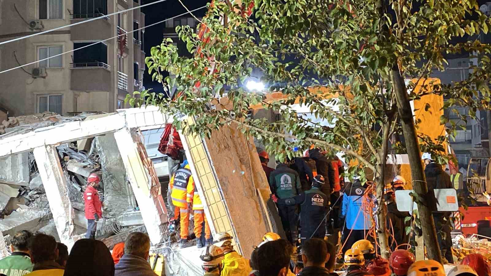 19uncu saatte aci haber geldi 2 cocuktan sonra babanin da cansiz bedenine ulasildi 1 u6tAbcJw