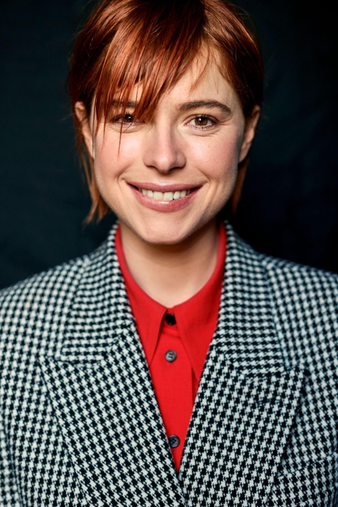 Jessie Buckley hangi diziler ve filmlerle tanındı?