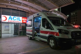 2-arkadasin-agir-yaralandigi-kavganin-sebebi-arac-ticareti-iddiasi-cikti-Br935plQ.jpg