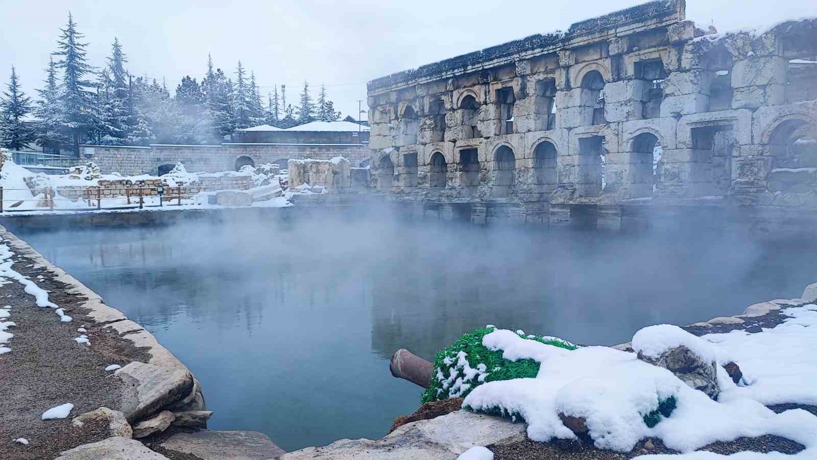 2 bin yillik roma hamaminda masalsi goruntuler 2 pFF82AJj