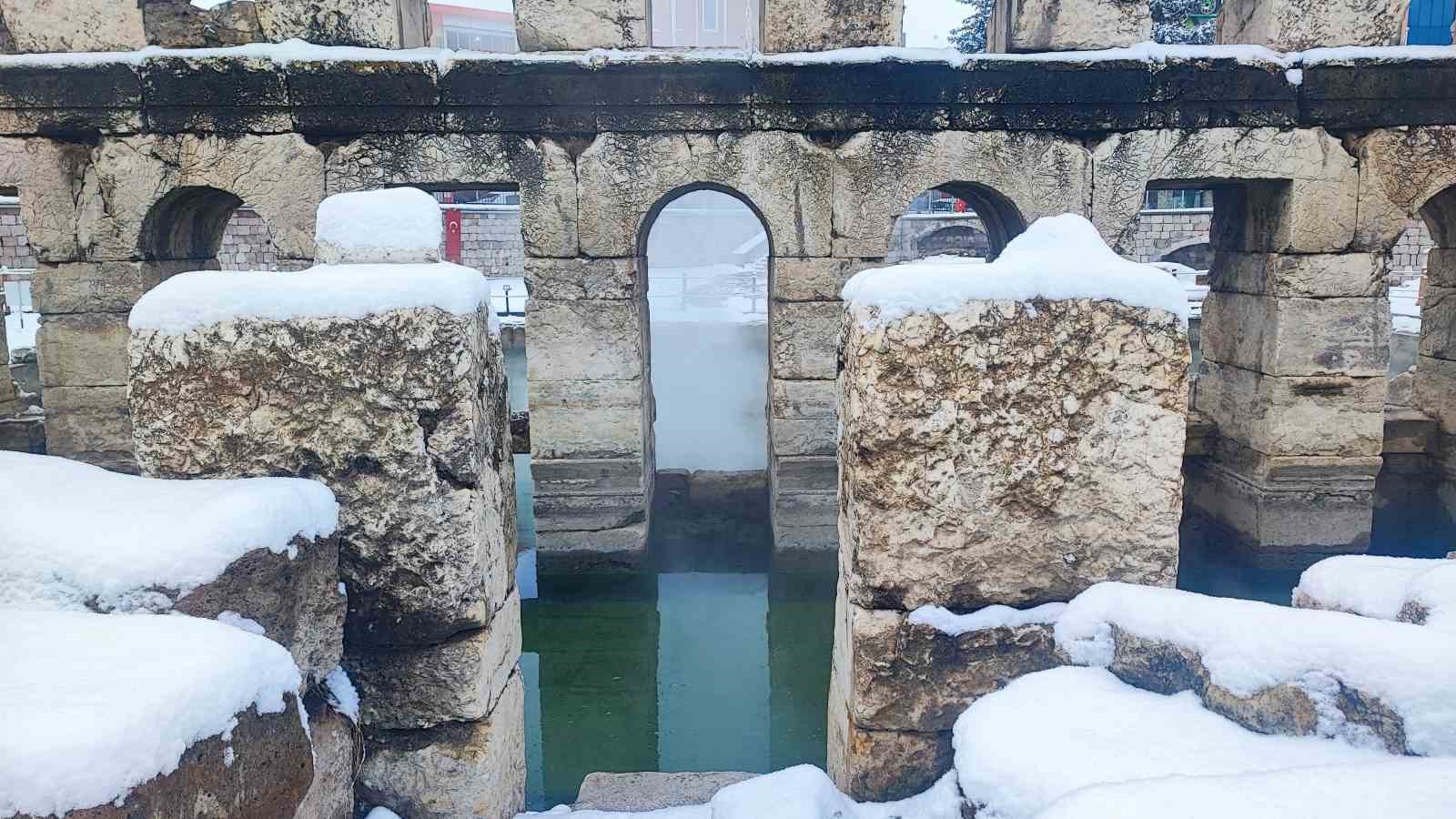 2 bin yillik roma hamaminda masalsi goruntuler 5 vEUQCTtd