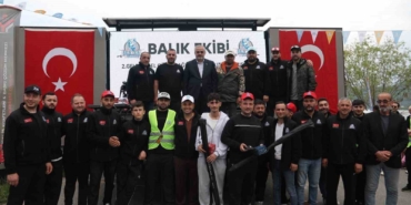 2-geleneksel-balik-ekibi-gokkusagi-alabalik-tutma-yarismasina-yogun-ilgi-yfas1FlU.jpg