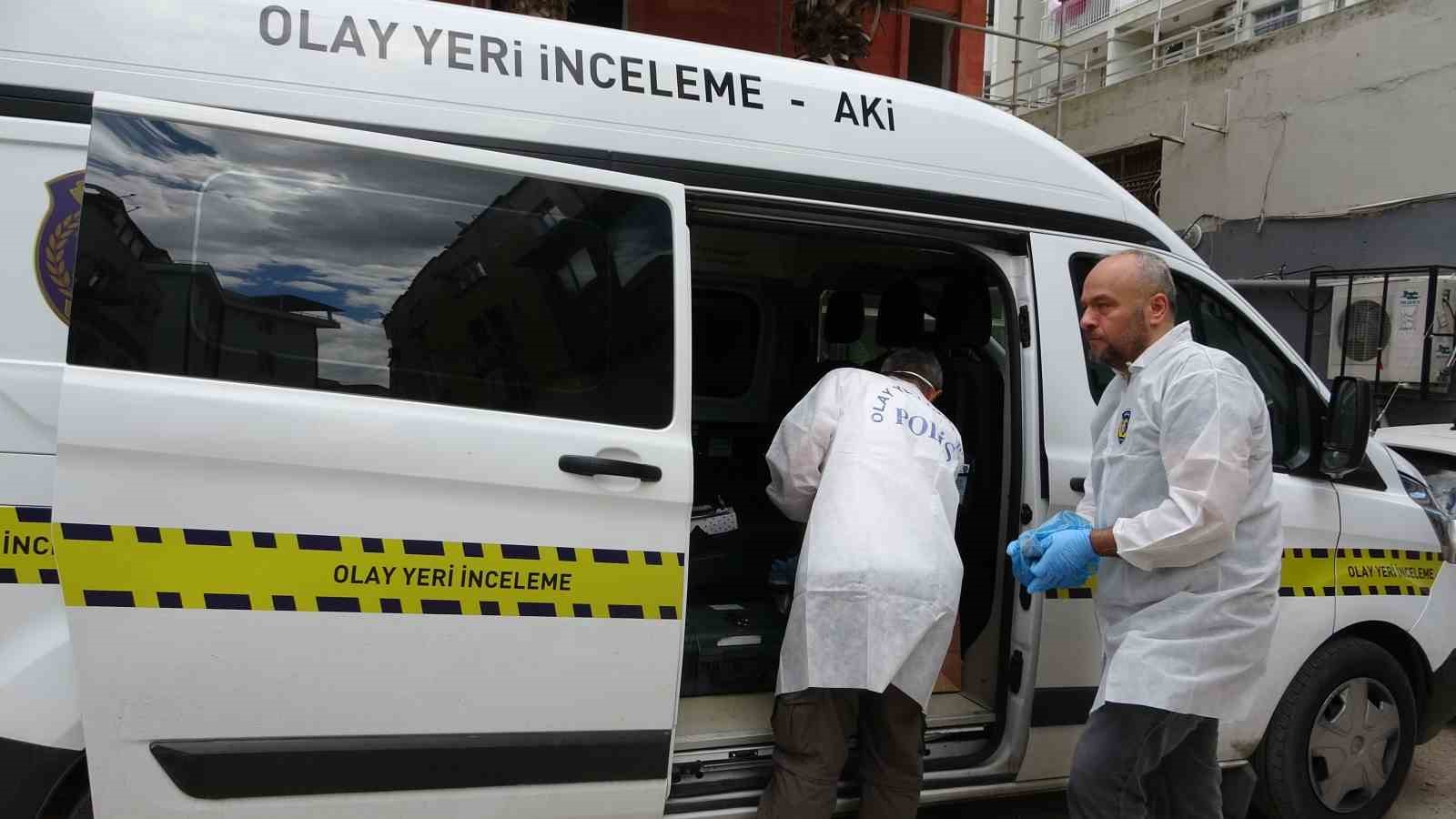2 gundur ise gitmeyen havalimani calisani evinde olu bulundu 4 6sG38rM4