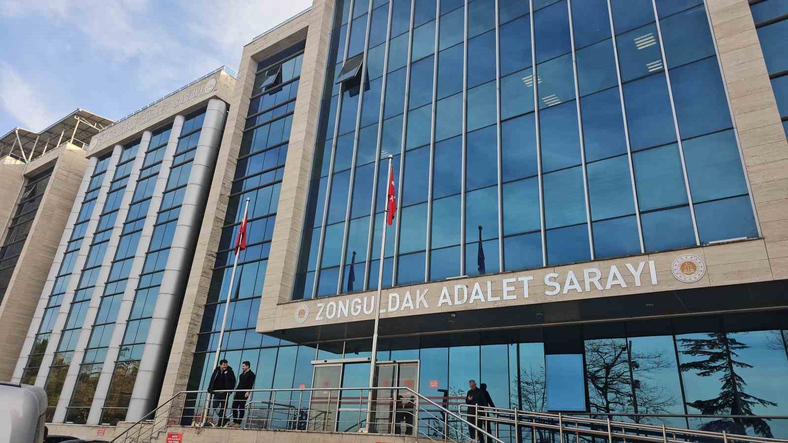 2 işçinin hayatını kaybettiği maden faciasında işletme sahibi tutuklandı 4 2 iscinin hayatini kaybettigi maden faciasinda isletme sahibi tutuklandi 0 D3zOAUsg