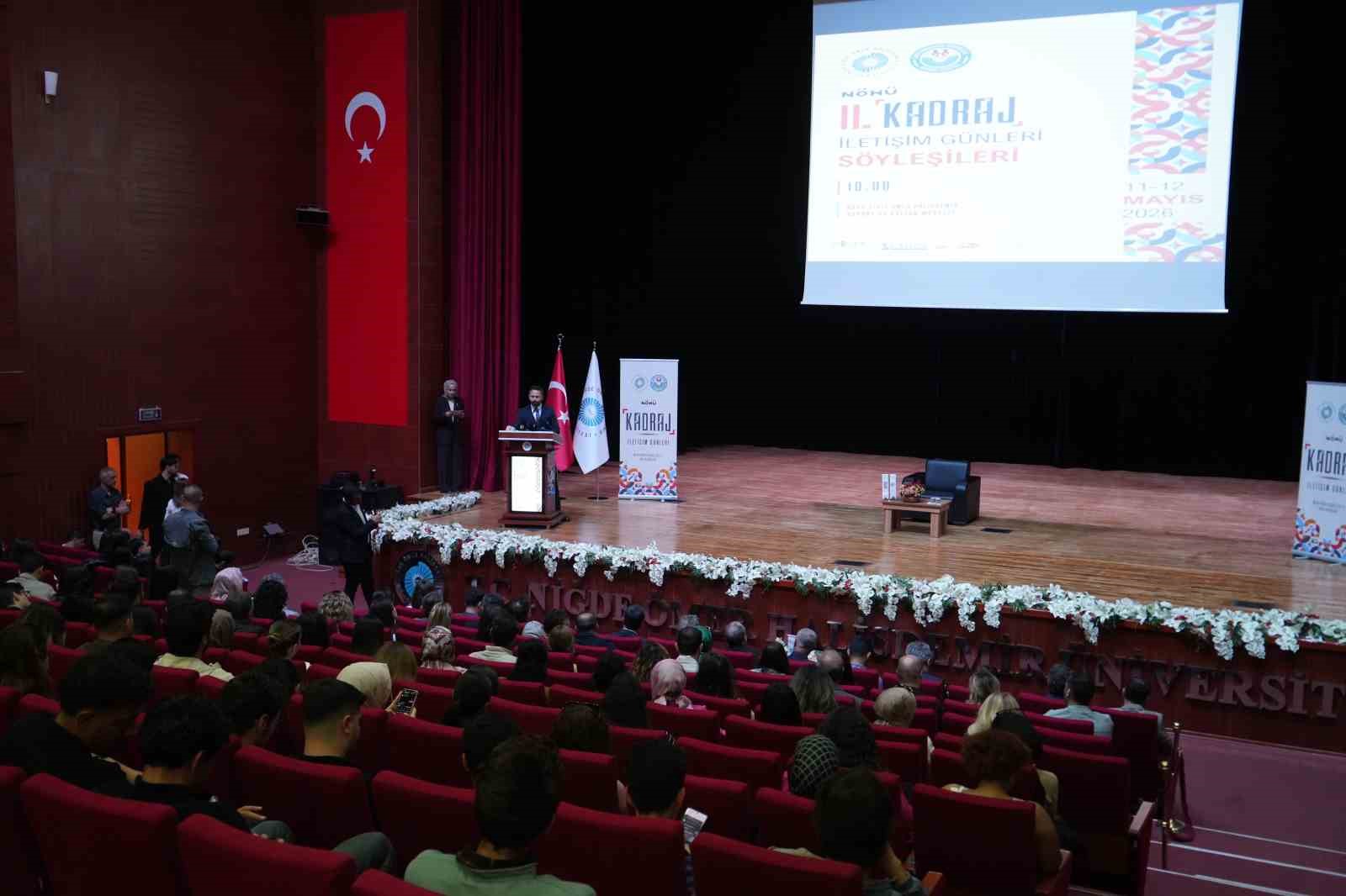 2 kadraj iletisim gunleri basladi iletisim dunyasinin onemli isimleri nohude genclerle bulusuyor 4 lSt1XOV5