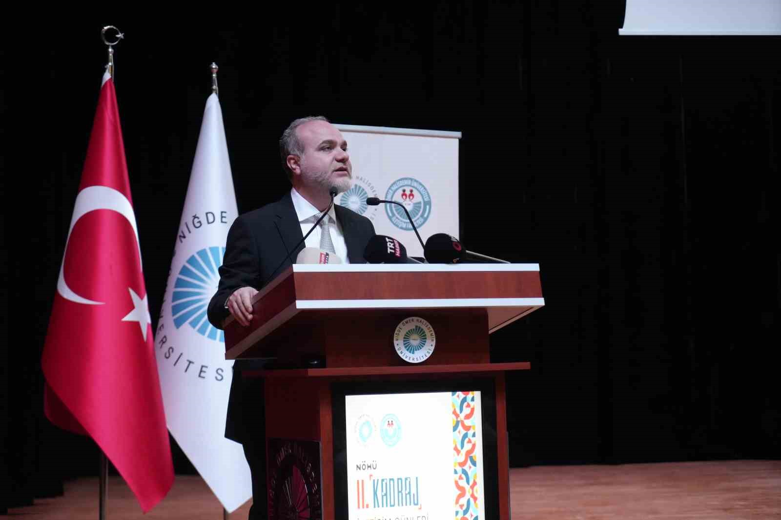 2 kadraj iletisim gunleri basladi iletisim dunyasinin onemli isimleri nohude genclerle bulusuyor 5 u3hO5TZf